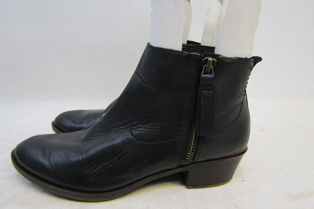 Lucky Brand Womens Size 5.5 M Black Leather Ankle Zip Fashion Boots Bootie